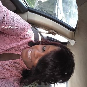 Meet your Posher, Brenda